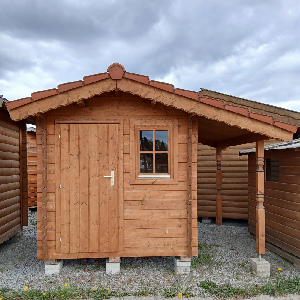 Blockhaus Serie S mit seitlichem Schleppdach